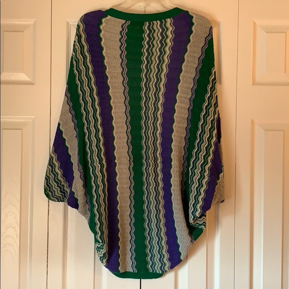 BCBG OVERSIZED M/L STRIPED SHRUG - Picture 2 of 5